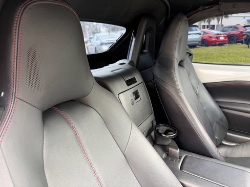 Used 2018 MAZDA MX-5 Miata Grand Touring RWD image 9