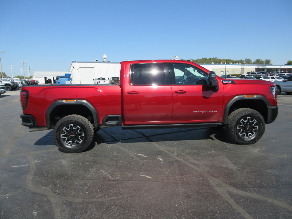 Certified 2025 GMC Sierra 2500 AT4X AWD/4WD image 5