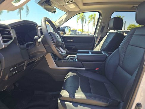Used 2024 Toyota Tundra Limited AWD/4WD image 20