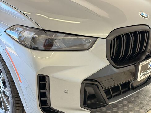 Certified 2026 BMW X5 M60i AWD/4WD image 11