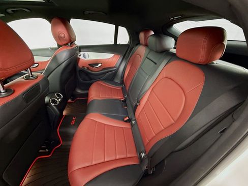 Used 2019 Mercedes-Benz GLC 300 4MATIC Coupe image 25