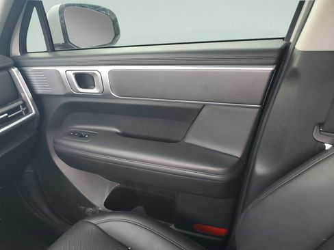 Used 2024 Hyundai Santa Fe SEL FWD image 13