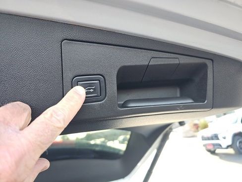 Used 2022 Cadillac XT5 Sportv image 14