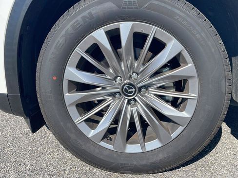 Used 2024 MAZDA CX-90 3.3 Turbo w/ Preferred Plus AWD/4WD image 9
