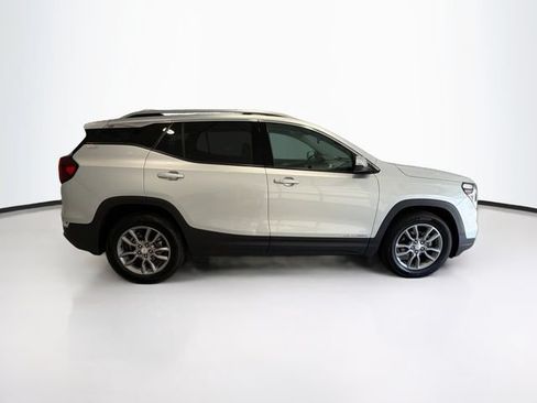 Used 2022 GMC Terrain SLT AWD/4WD image 8