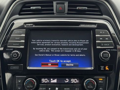 Used 2018 Nissan Maxima Platinum image 44