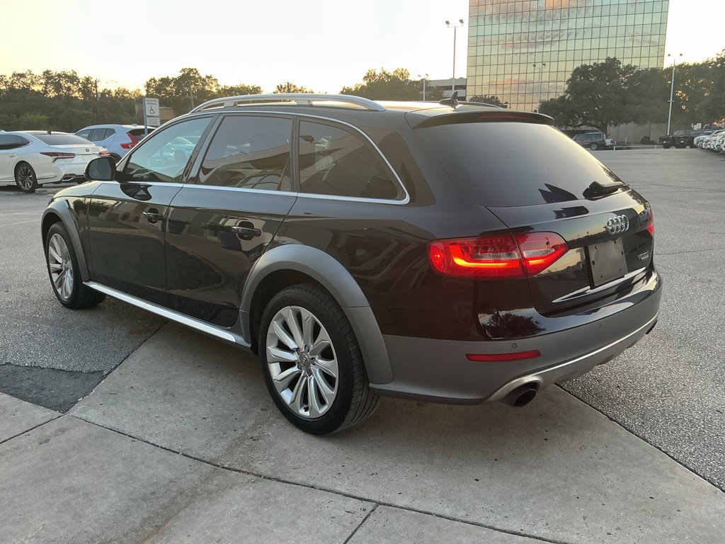Used 2016 Audi A4 Premium Plus w/ Technology Package AWD/4WD image 3