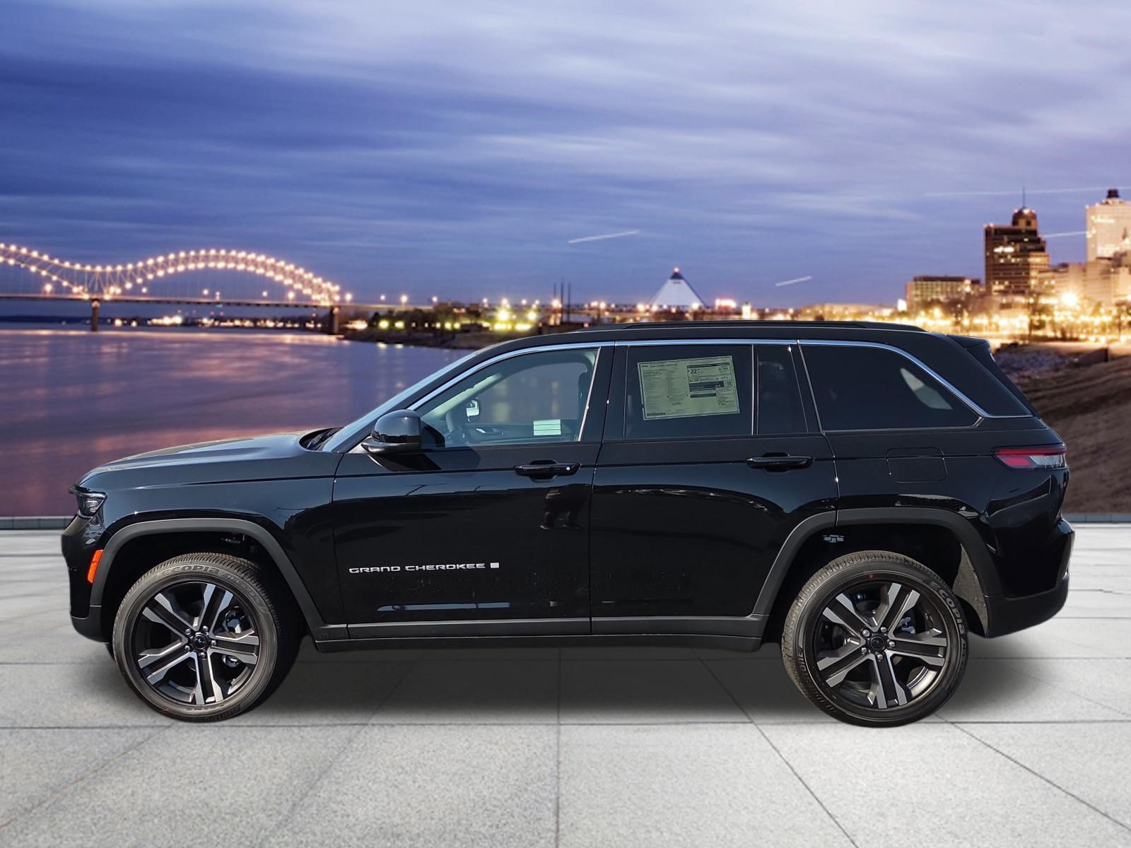 New 2027 Jeep Grand Cherokee Laredo X AWD/4WD image 2