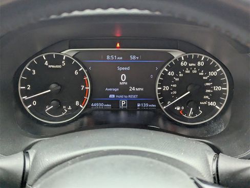 Used 2023 Nissan Altima 2.5 SR w/ SR Premium Package image 13