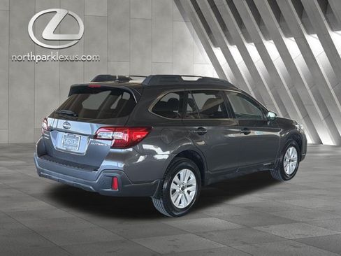 Used 2019 Subaru Outback 2.5i Premium w/ Popular Package #2 AWD/4WD image 5