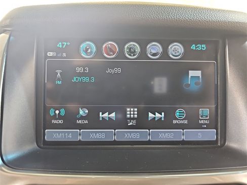 Used 2019 Chevrolet Suburban LT image 27