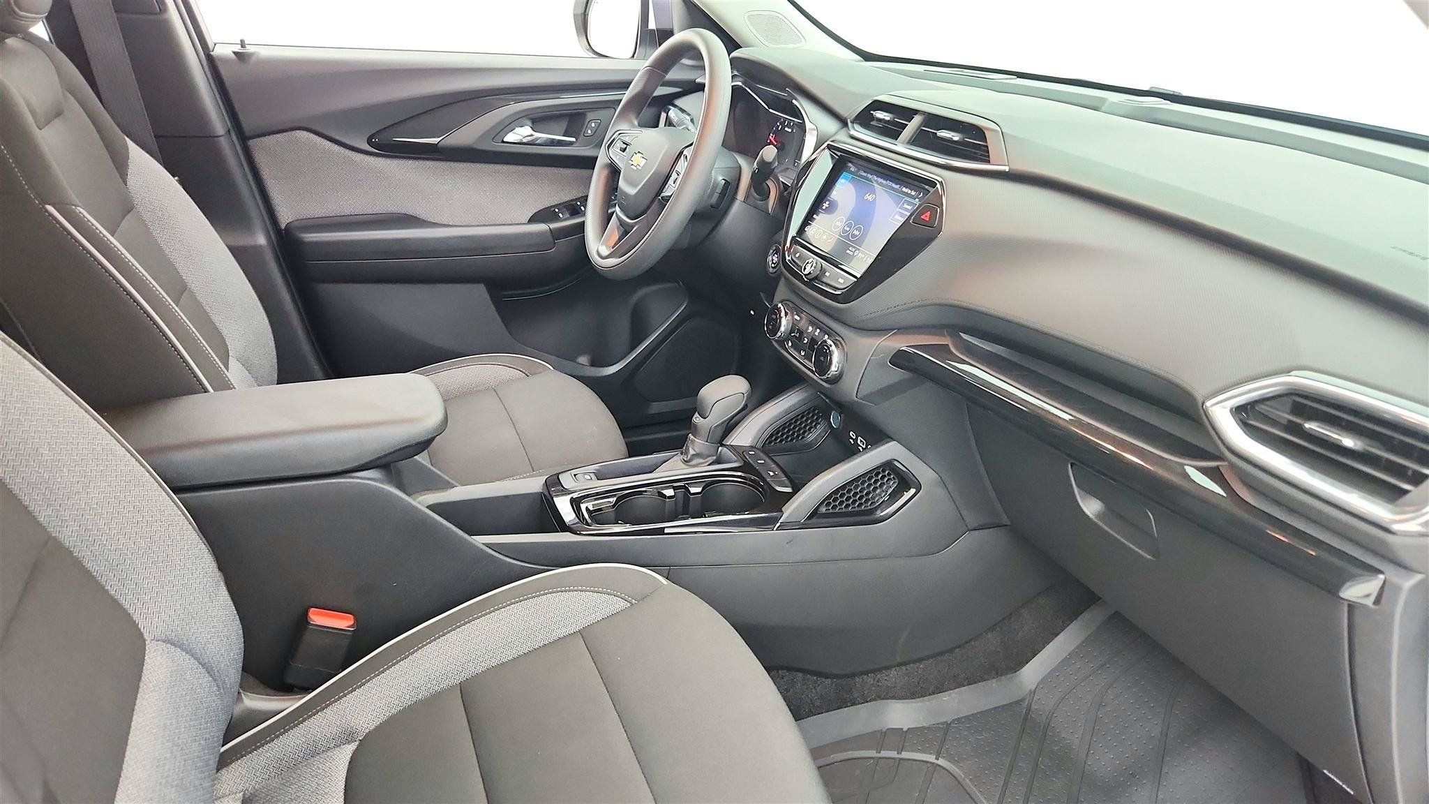 Used 2023 Chevrolet TrailBlazer LT w/ Convenience Package FWD image 18