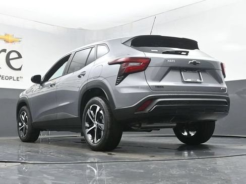 New 2026 Chevrolet Trax RS FWD image 5