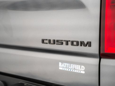Used 2021 Chevrolet Silverado 1500 Custom Trail Boss w/ Safety Confidence Package AWD/4WD image 9