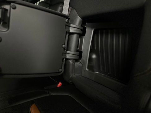 Used 2021 GMC Sierra 1500 AT4 image 23