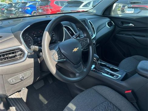 Used 2023 Chevrolet Equinox LT w/ LPO, Floor Liner Package image 9