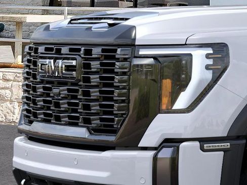 New 2026 GMC Sierra 3500 Denali Ultimate AWD/4WD image 39