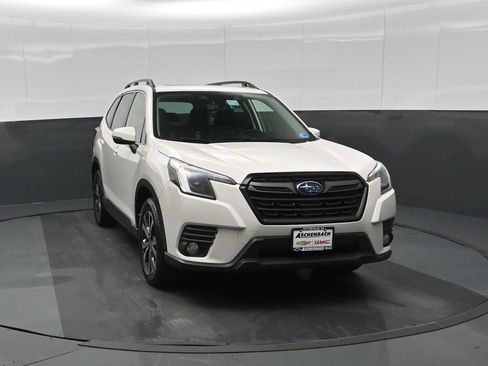 Used 2023 Subaru Forester Limited w/ Popular Package #2 image 3