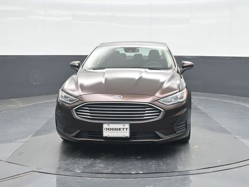 Used 2019 Ford Fusion SE FWD image 5