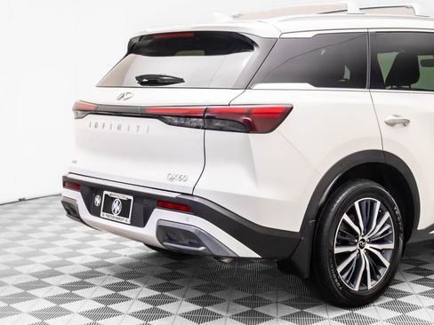 Used 2023 INFINITI QX60 Sensory w/ Cargo Package AWD/4WD image 36