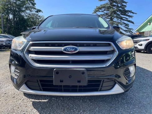 Used 2017 Ford Escape SE AWD/4WD image 3