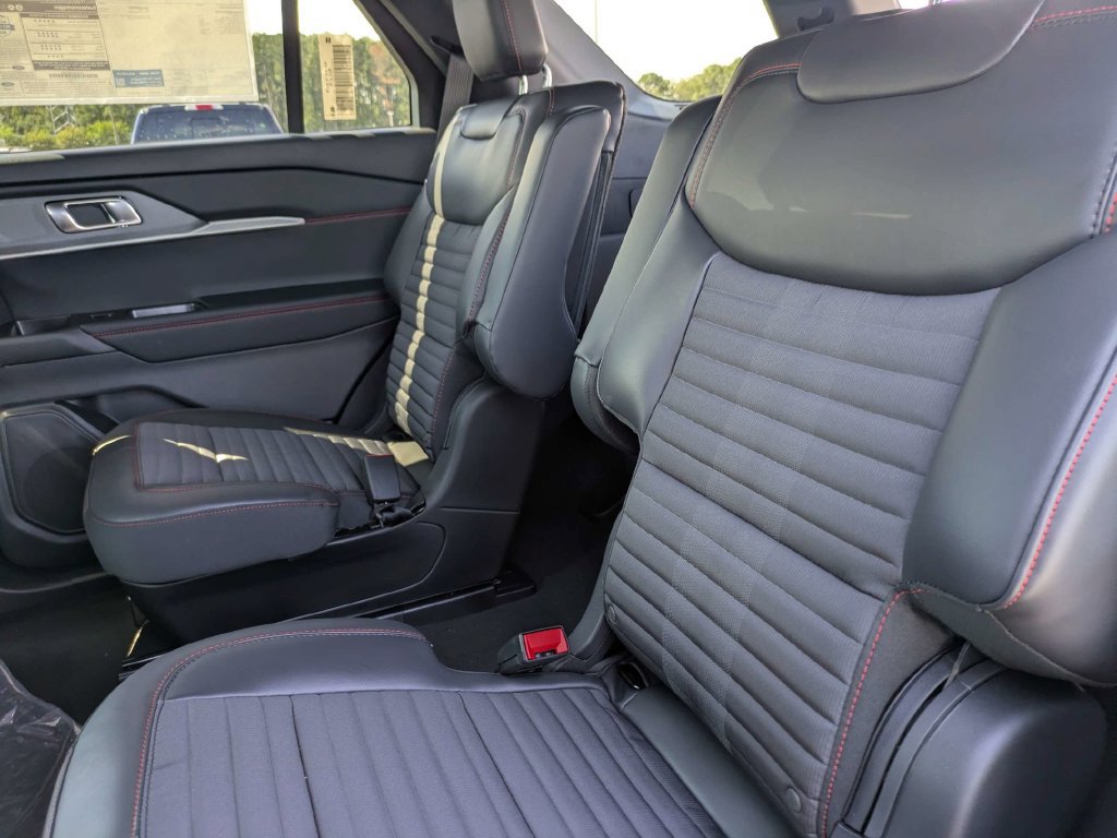 New 2027 Ford Explorer ST-Line RWD image 17