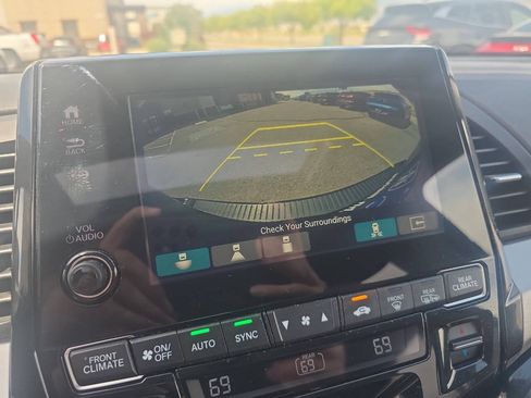 Used 2018 Honda Odyssey Elite image 14