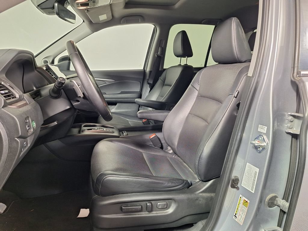 Certified 2023 Honda Ridgeline RTL image 13