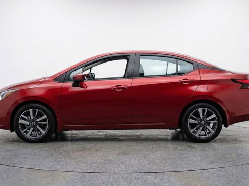 Used 2025 Nissan Versa SV image 5