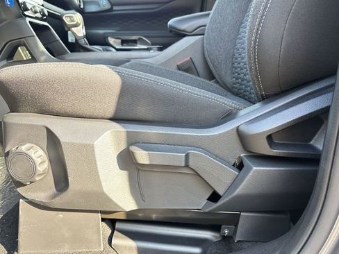 Used 2025 Ford Ranger XLT w/ FX4 Off-Road Package image 12