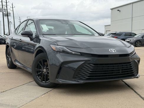 Used 2026 Toyota Camry LE FWD image 2