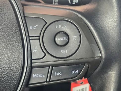 Used 2021 Toyota Corolla SE image 9