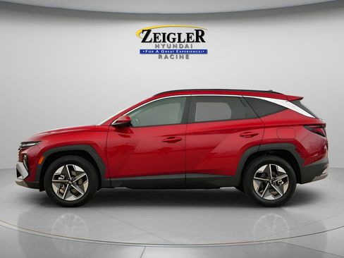 Certified 2025 Hyundai Tucson SEL image 4