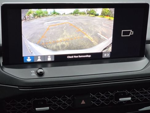 Used 2023 Honda Accord Sport image 11