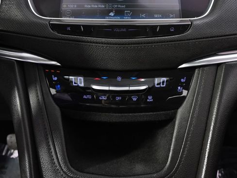 Used 2018 Cadillac XT5 Premium Luxury AWD/4WD image 31