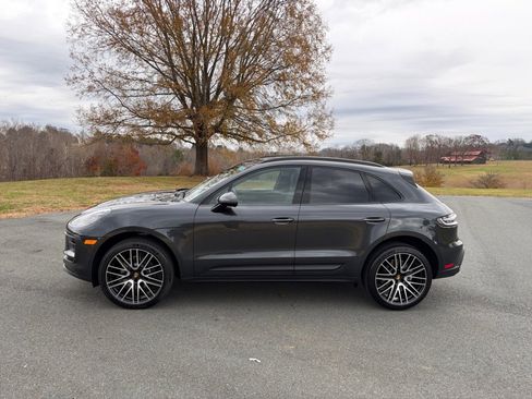 Certified 2026 Porsche Macan Turbo AWD/4WD image 2