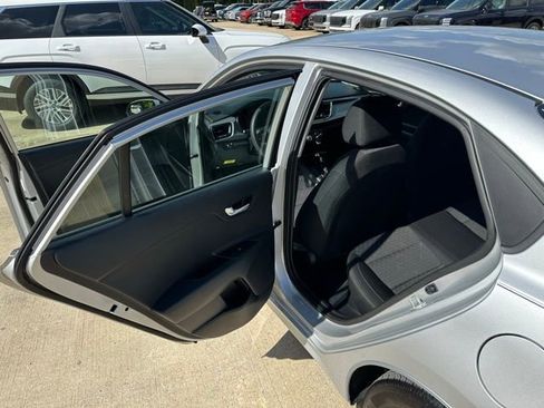 Used 2023 Kia Rio S FWD image 12