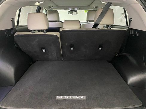 Used 2022 Kia Sportage EX image 12