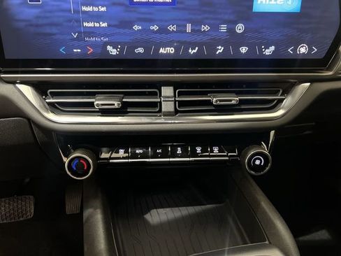 New 2026 Chevrolet Equinox EV LT w/ Comfort Package FWD image 16