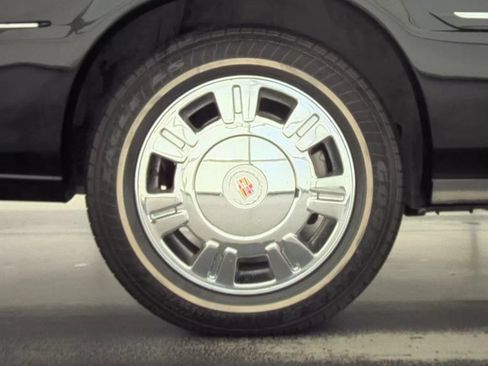 Used 2011 Cadillac DTS Hearse FWD image 9