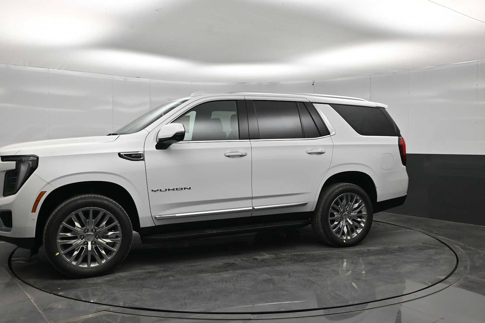 New 2027 GMC Yukon Elevation w/ Elevation Premium Package AWD/4WD image 4