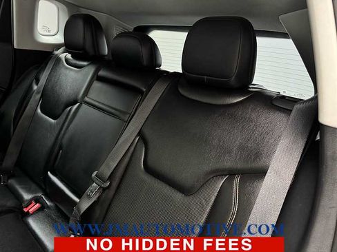 Used 2018 Jeep Compass Limited AWD/4WD image 15