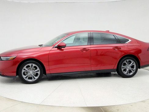 Used 2024 Honda Accord EX image 8