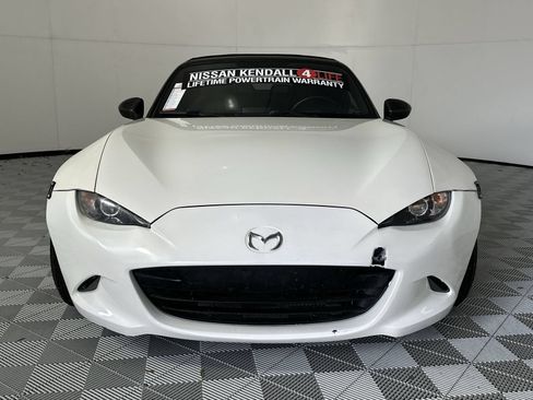 Used 2018 MAZDA MX-5 Miata Grand Touring RWD image 3