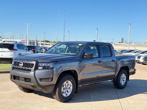 New 2026 Nissan Frontier S image 4