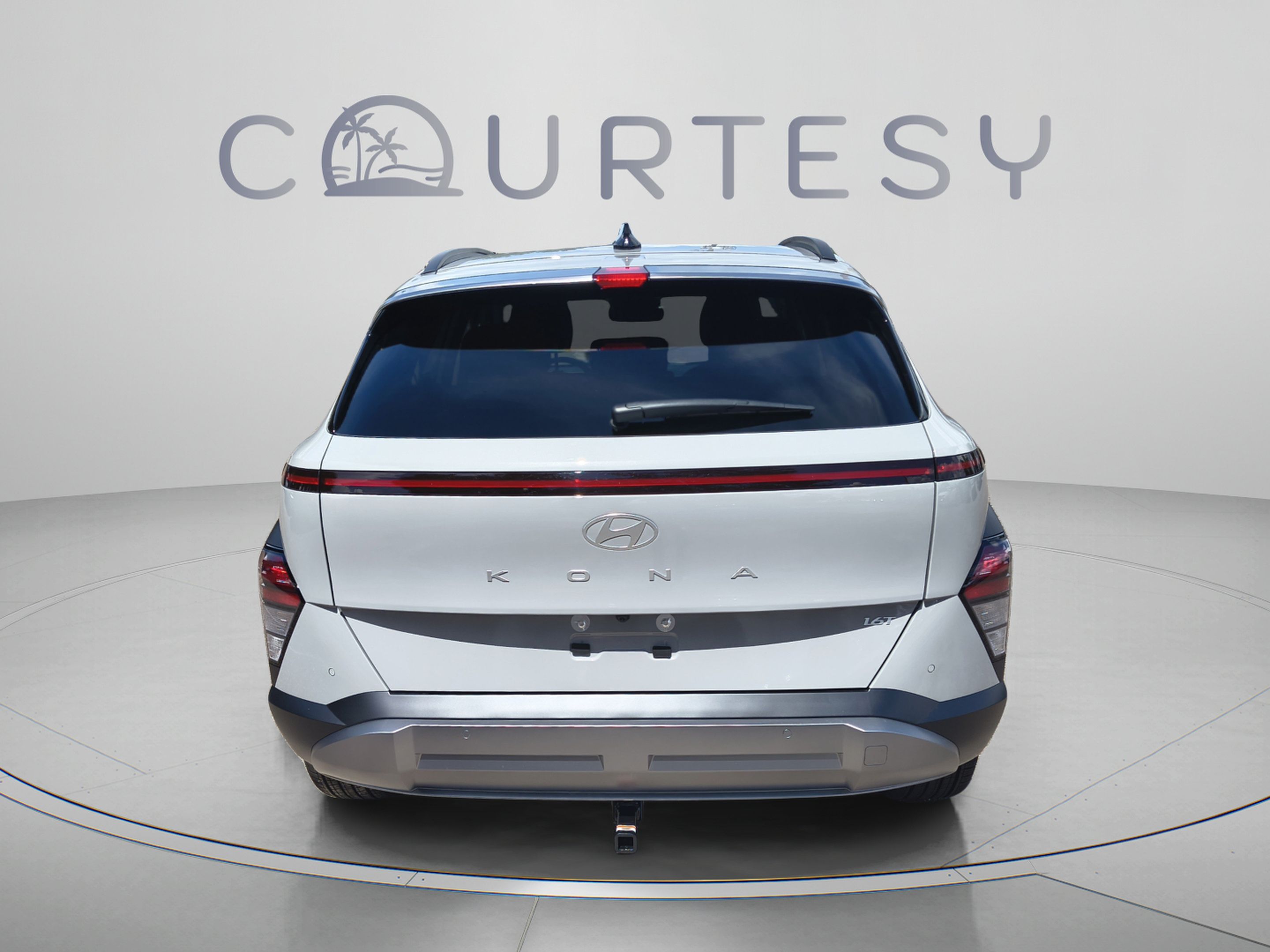 New 2027 Hyundai Kona Limited FWD image 4