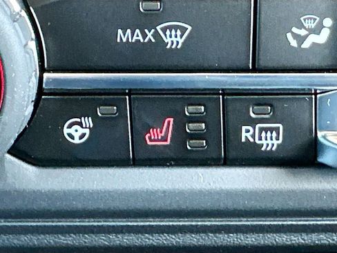 New 2025 Ford Bronco Badlands image 21