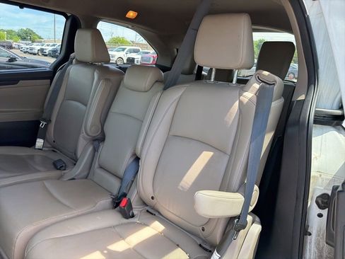 Used 2021 Honda Odyssey Touring image 13