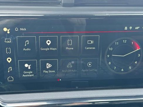 Certified 2022 GMC Sierra 1500 AT4 w/ AT4 Preferred Package AWD/4WD image 3