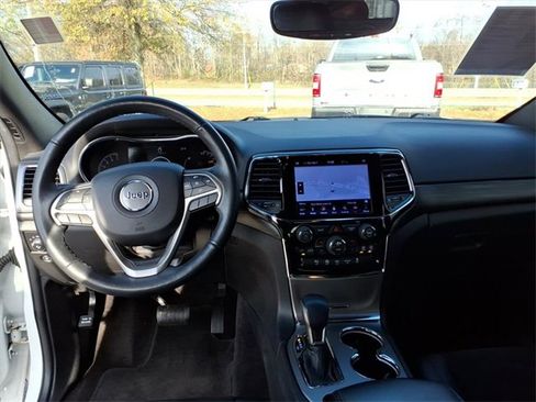 Used 2019 Jeep Grand Cherokee Altitude image 7